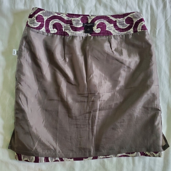 Ann Taylor Skirt - Size 4 - Picture 11 of 13